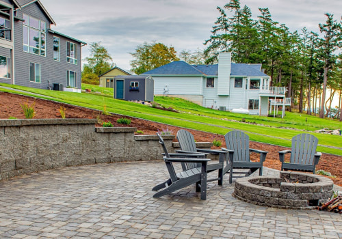 Crafting Timeless Decks: The Role Of Natural Stone In Vancouver, WA's Building Landscape